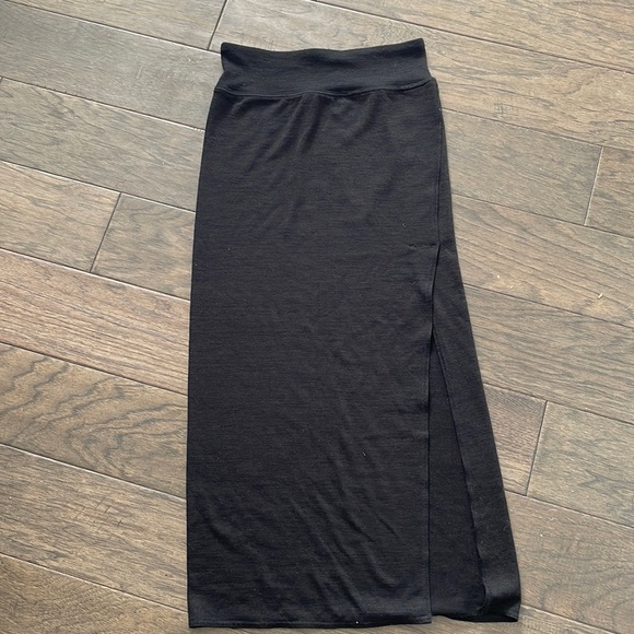Wilfred skirt - Picture 1 of 2